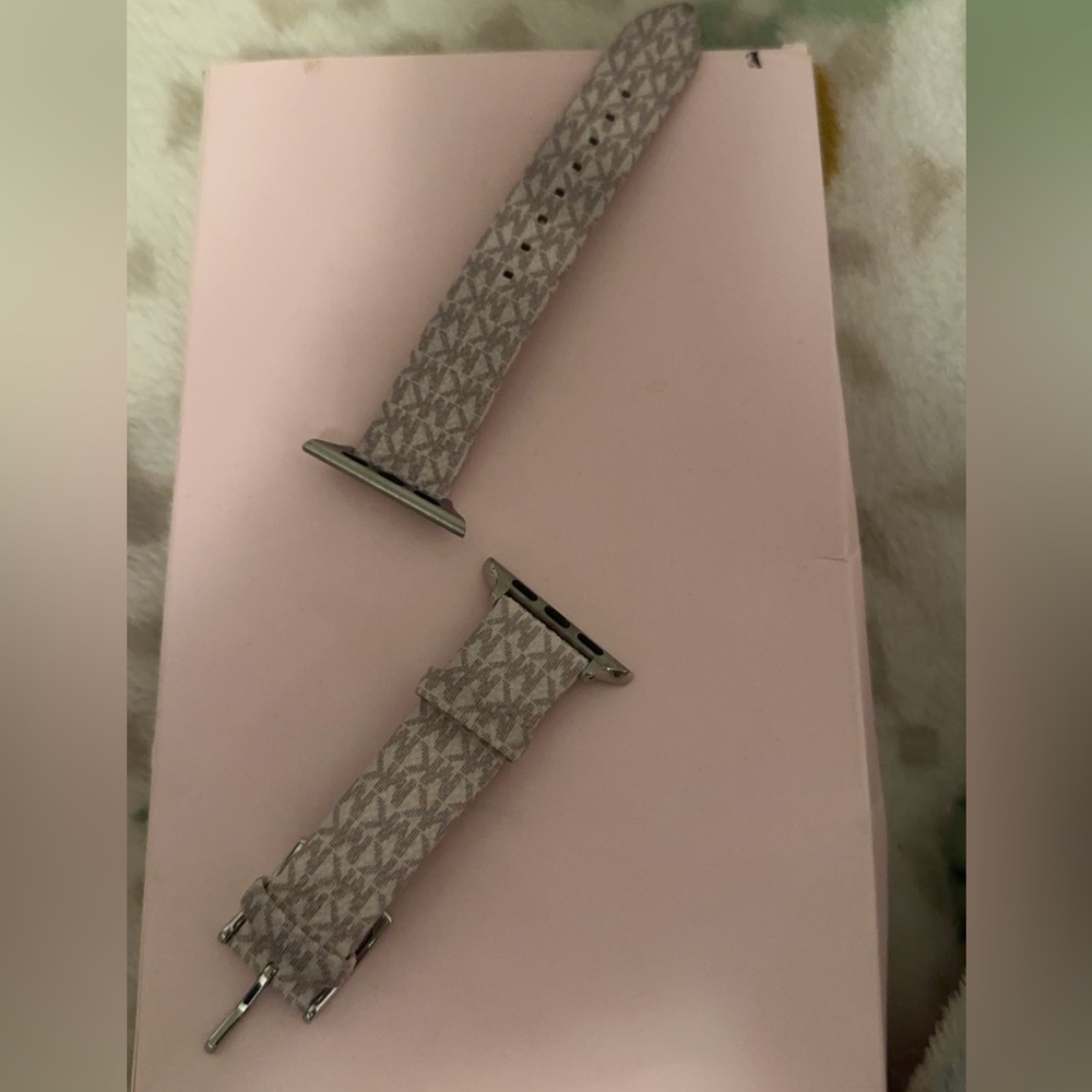 Michael Kors Apple Watch bands